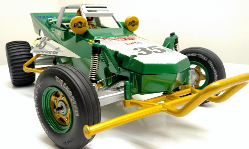 A Clean, Green Tamiya Grasshopper Build from 2RCProductions