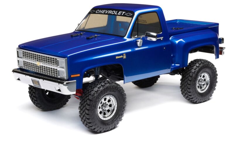 Axial SCX10 III Base Camp 1982 Chevy K10 RTR