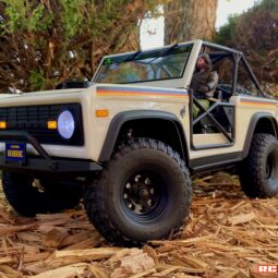 Badlands Bronco – Customizing an Axial SCX10 III Early Ford Bronco for AxialFest 2022