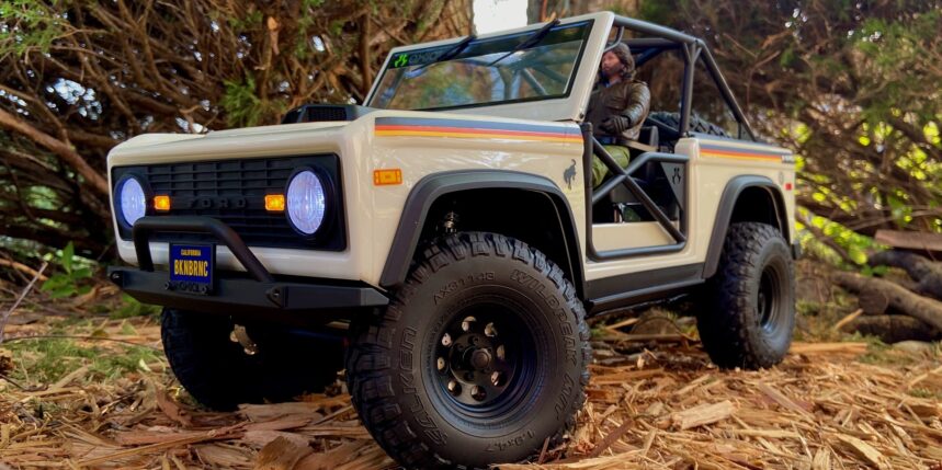 Badlands Bronco – Customizing an Axial SCX10 III Early Ford Bronco for AxialFest 2022