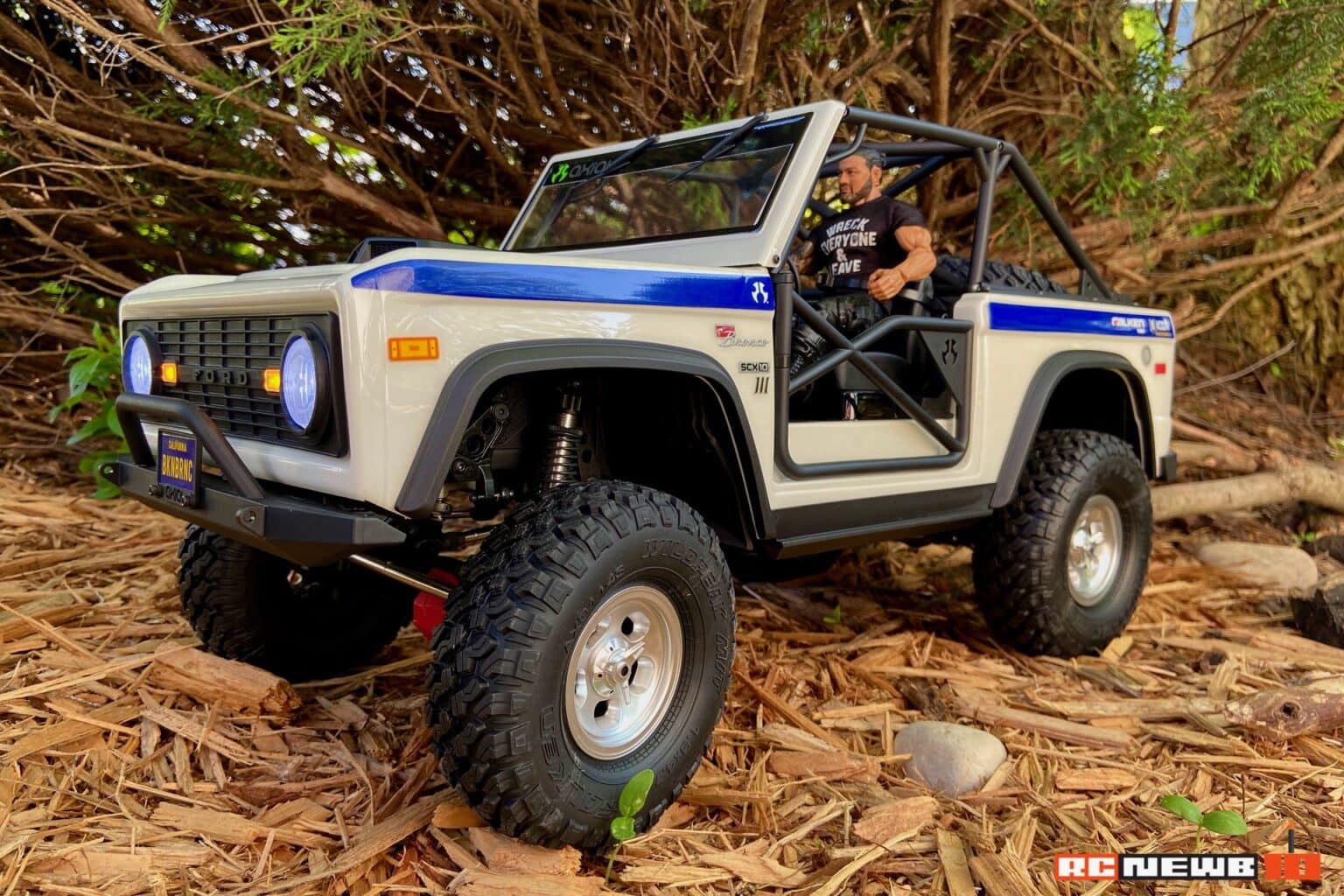 Creating a Custom SCX10 III Early Ford Bronco | RC Newb