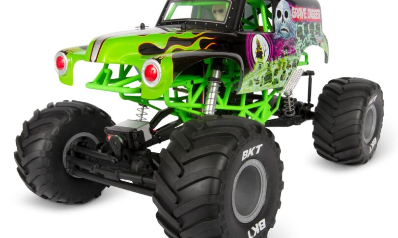 Refreshed for 2020: Axial’s SMT10 Grave Digger RTR Monster Truck