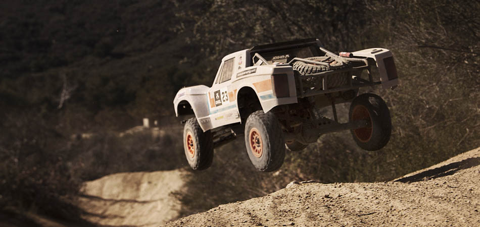 Axial Yeti SCORE Trophy Truck Kit - Jump