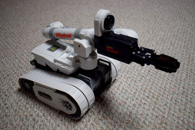 First Impressions New Bright iRobot 710 Kobra RC Newb