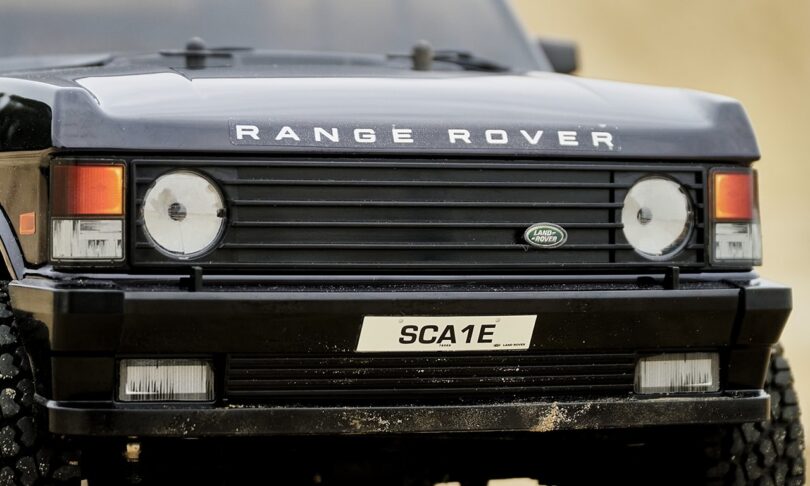 See it in Action: Carisma Scale Adventure SCA-1E Range Rover 2.1 RTR [Video]