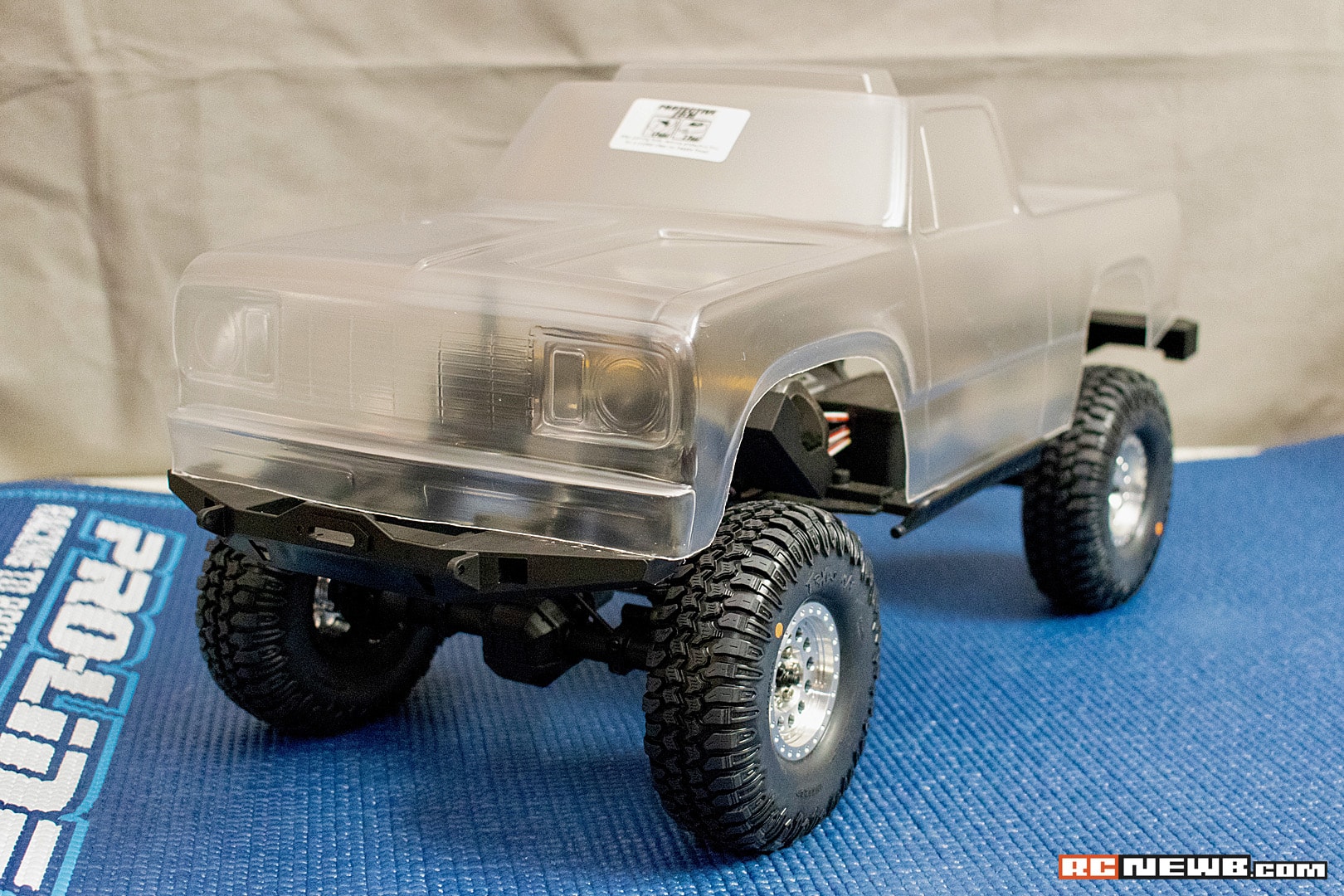 Pro-Line Dodge Ramcharger-Rock Shooter-Interco TrXus - 6