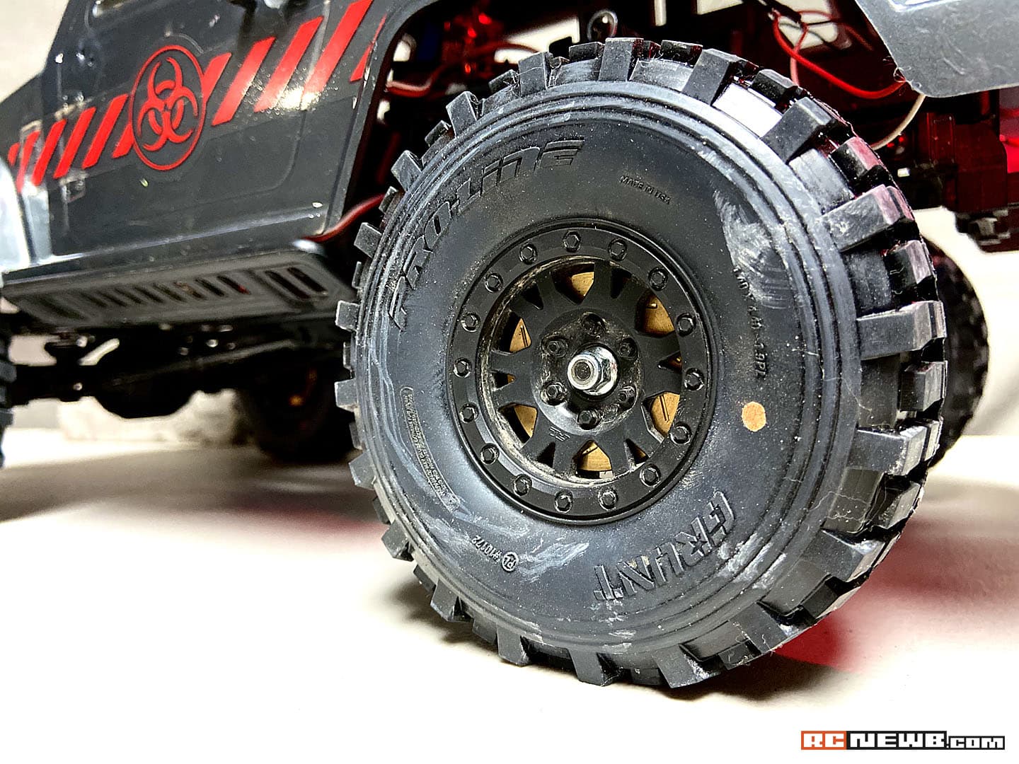 Pro-Line Grunt Tires - 17