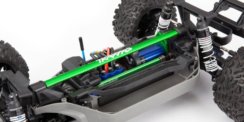 Traxxas Heavy-Duty Chassis Brace for the Slash 4×4 and Rustler 4×4