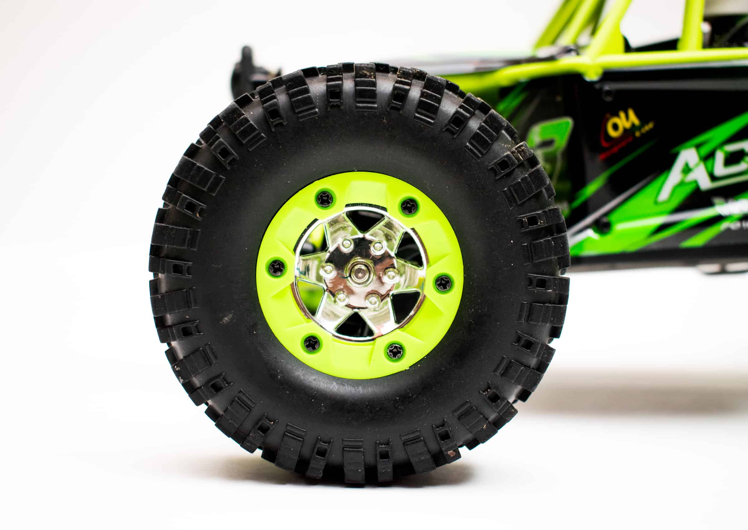 WLToys 12428 - Front Tire Close